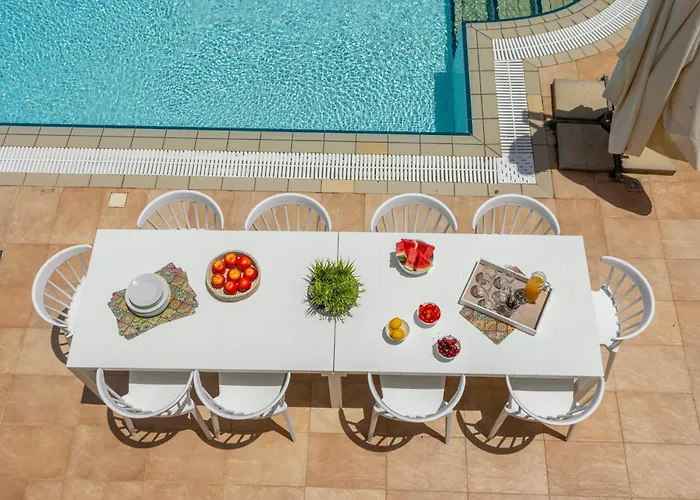 Sunnyvillas: 4br Seafront Villa*private Pool*bw44 * Protaras